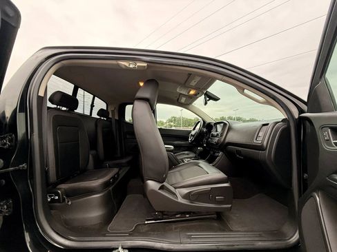 Used 2018 GMC Canyon All Terrain w/ Trailering Package AWD/4WD image 8