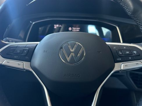 Used 2023 Volkswagen Jetta SE FWD image 23