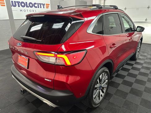 Used 2020 Ford Escape Titanium AWD/4WD image 10
