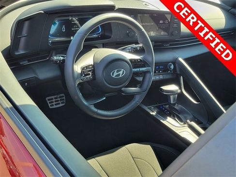 Certified 2025 Hyundai Elantra Sport w/ Cargo Package image 3