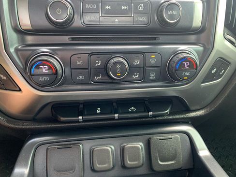 Used 2017 Chevrolet Silverado 1500 LT w/ All Star Edition AWD/4WD image 28