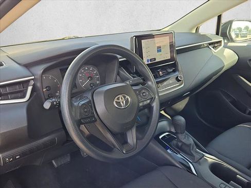 Used 2024 Toyota Corolla LE FWD image 10