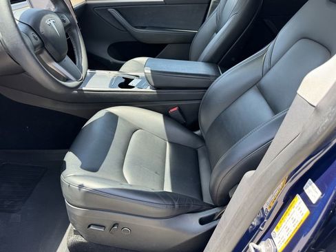 Used 2023 Tesla Model Y Long Range AWD/4WD image 14