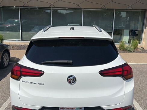 Used 2023 Buick Encore GX Select FWD image 22