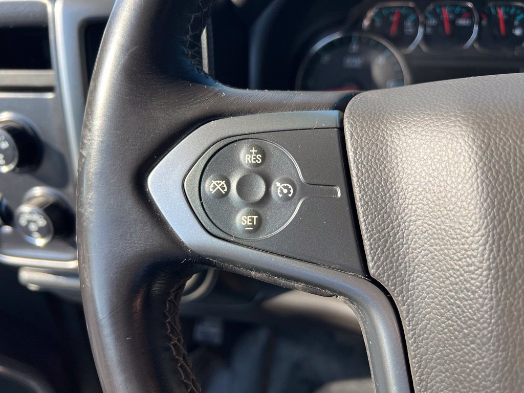 Used 2015 Chevrolet Silverado 1500 LTZ AWD/4WD image 36