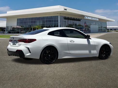 Used 2026 BMW 430i Coupe w/ M Sport Package RWD image 6
