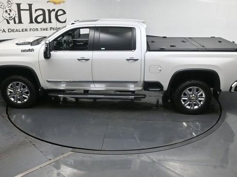 Used 2024 Chevrolet Silverado 3500 High Country w/ High Country Premium Package AWD/4WD image 42