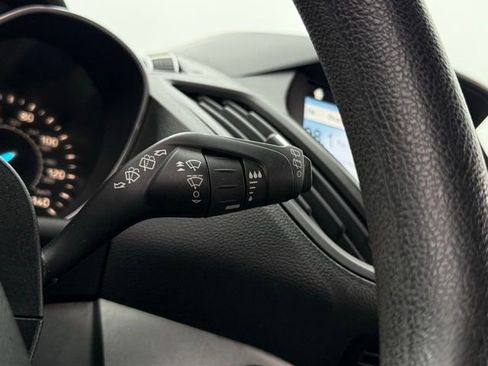 Certified 2019 Ford Escape SE image 11