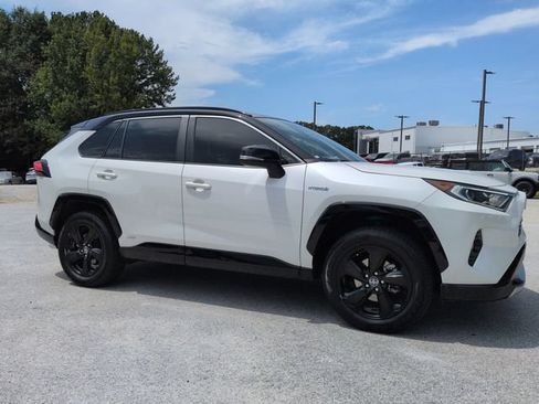 Used 2020 Toyota RAV4 XSE w/ XSE Grade Weather Package AWD/4WD image 2