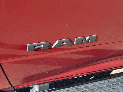 Used 2023 RAM 2500 Big Horn w/ Night Edition image 12