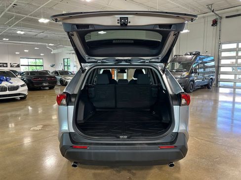Used 2025 Toyota RAV4 LE AWD/4WD image 37