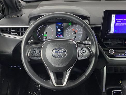 Used 2023 Toyota Corolla Cross AWD Hybrid w/ Moonroof Package image 18