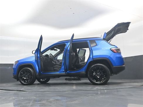 New 2026 Jeep Compass Latitude image 57