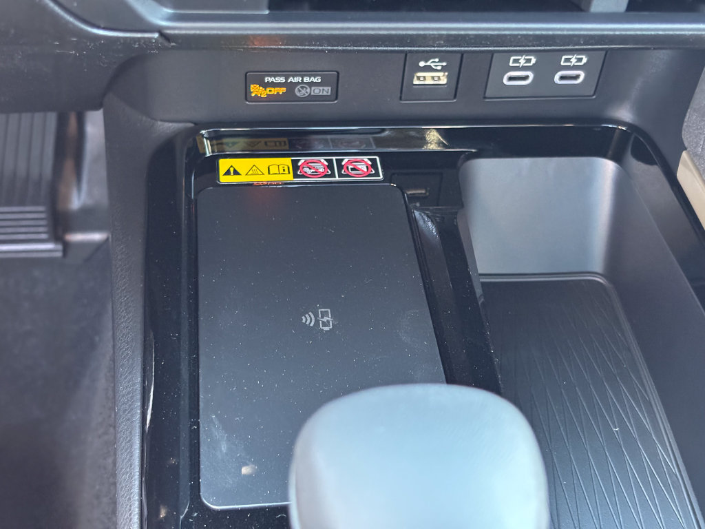 New 2026 Toyota Camry XLE w/ Premium Plus Package FWD image 20