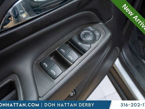 Used 2024 Chevrolet Equinox LT w/ LPO, Floor Liner Package FWD image 15