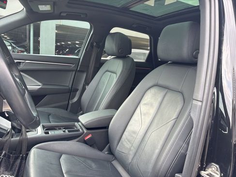 Used 2022 Audi Q3 2.0T Premium Plus image 12
