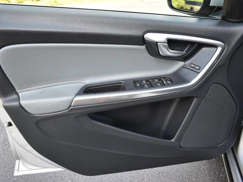 Used 2014 Volvo S60 T6 AWD/4WD image 15