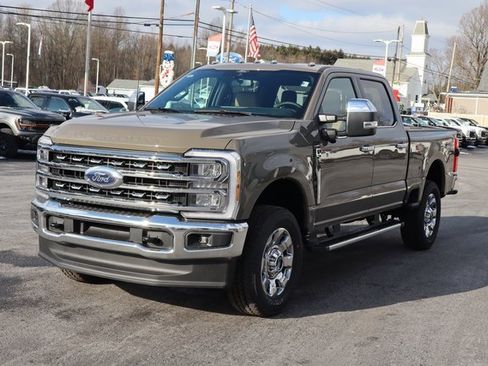 New 2026 Ford F250 Lariat w/ Chrome Package image 16