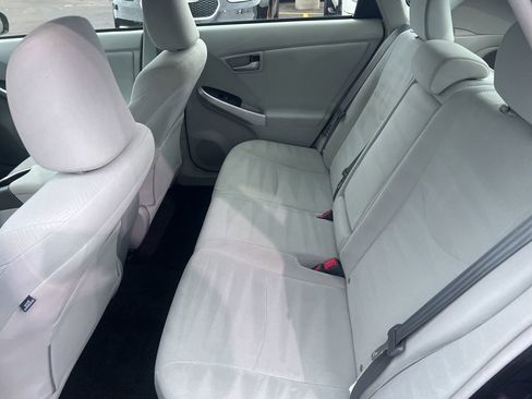 Used 2013 Toyota Prius One image 8