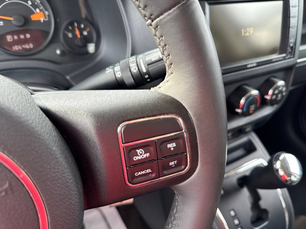 Used 2015 Jeep Patriot High Altitude FWD image 17