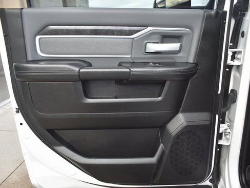 Used 2020 RAM 2500 Big Horn image 31