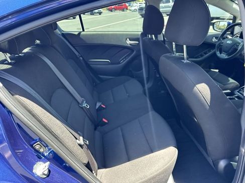 Used 2018 Kia Forte LX FWD image 25