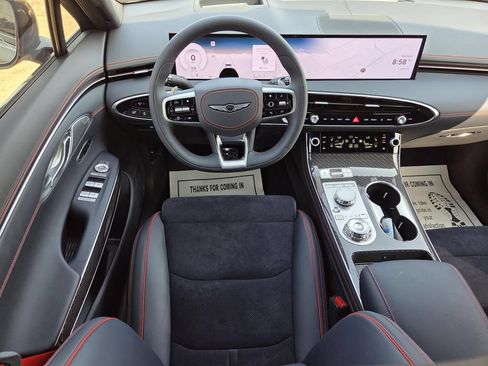 New 2027 Genesis GV70 3.5T Prestige AWD/4WD image 8