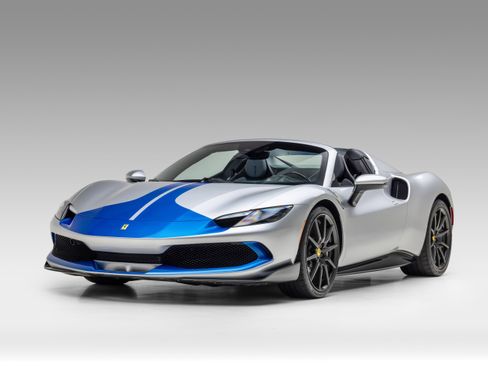 Used 2023 Ferrari 296 GTS image 2