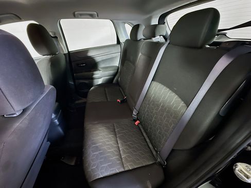 Used 2025 Mitsubishi Outlander Sport ES image 25