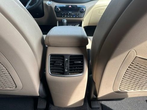 Used 2017 Hyundai Tucson SE Plus image 32