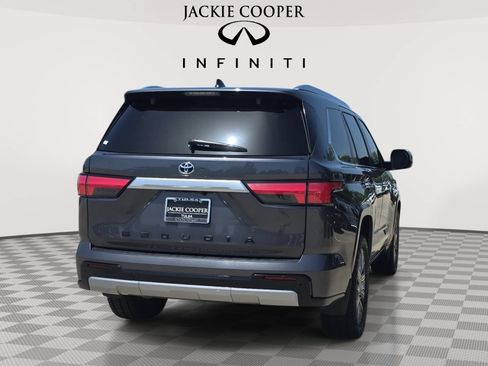 Used 2024 Toyota Sequoia Capstone AWD/4WD image 5
