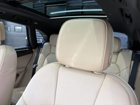 Certified 2026 Porsche Macan AWD/4WD image 21
