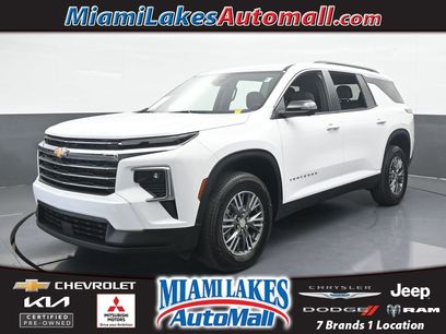 Used 2024 Chevrolet Traverse LT