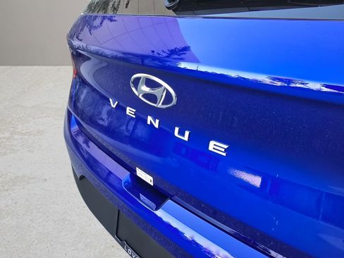 New 2026 Hyundai Venue SEL image 9