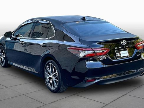 Used 2024 Toyota Camry XLE image 12