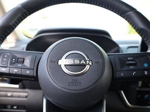 Certified 2024 Nissan Rogue SV w/ SV Premium Package image 11