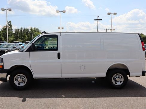 New 2025 Chevrolet Express 2500 w/ Driver Convenience Package image 21