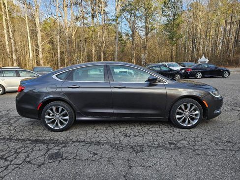Used 2015 Chrysler 200 Limited image 7