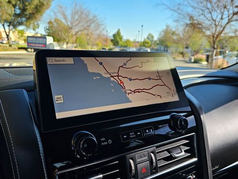 Used 2022 INFINITI QX80 Sensory w/ All-Season Package image 40