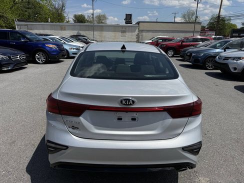 Used 2020 Kia Forte LXS FWD image 4
