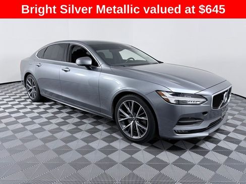 Used 2019 Volvo S90 T6 Momentum image 2