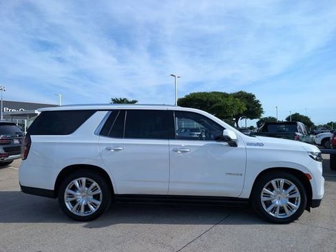 Used 2023 Chevrolet Tahoe High Country AWD/4WD image 3