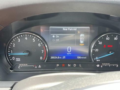 Used 2024 Ford Explorer XLT w/ Equipment Group 202A AWD/4WD image 44