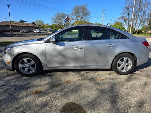 Used 2014 Chevrolet Cruze LT w/ All-Star Edition FWD image 4