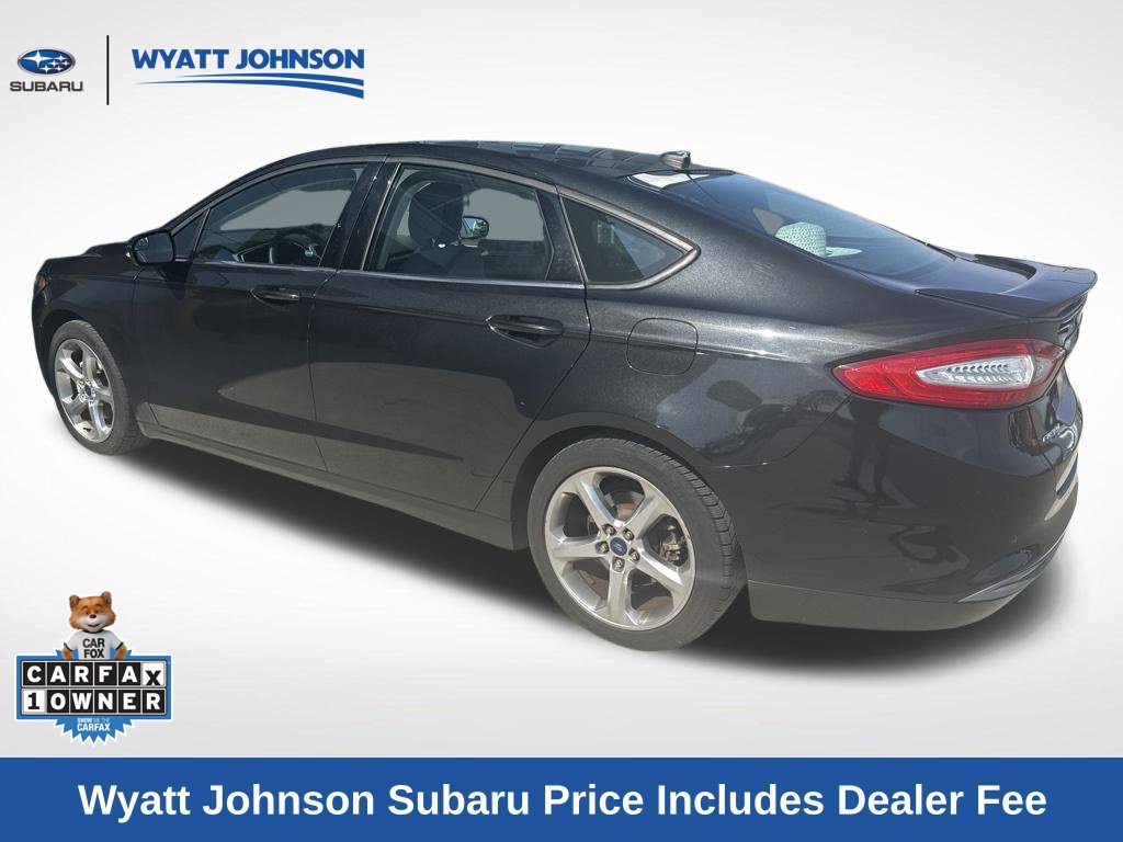 Used 2013 Ford Fusion SE FWD image 3