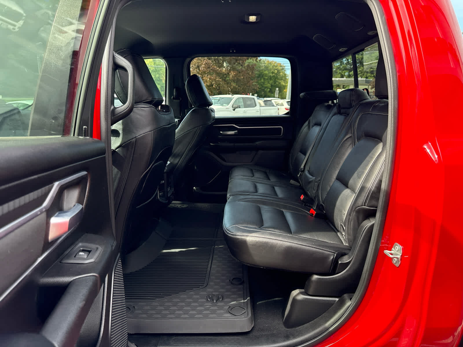 Used 2025 RAM 1500 Big Horn AWD/4WD image 21