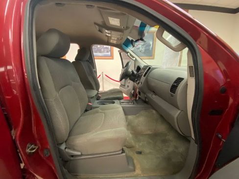 Used 2016 Nissan Frontier S image 18