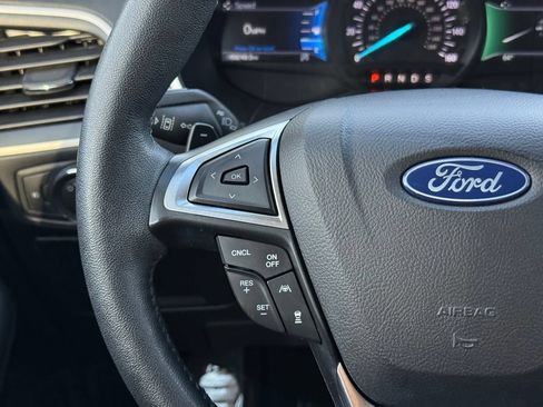 Used 2020 Ford Edge SEL w/ Convenience Package AWD/4WD image 22