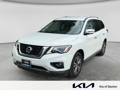 Used 2018 Nissan Pathfinder SV