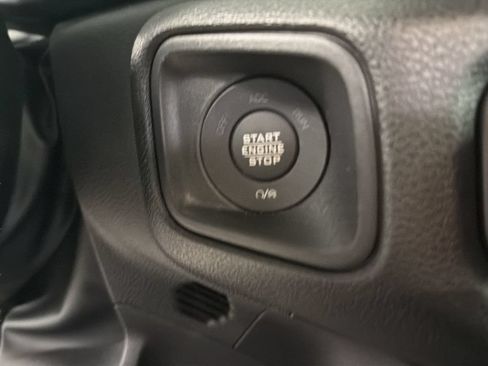Used 2025 Jeep Gladiator Sport AWD/4WD image 23